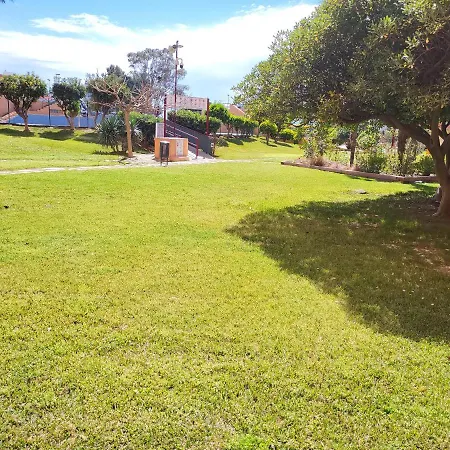 Tres Bel Avec Piscine Apartment *